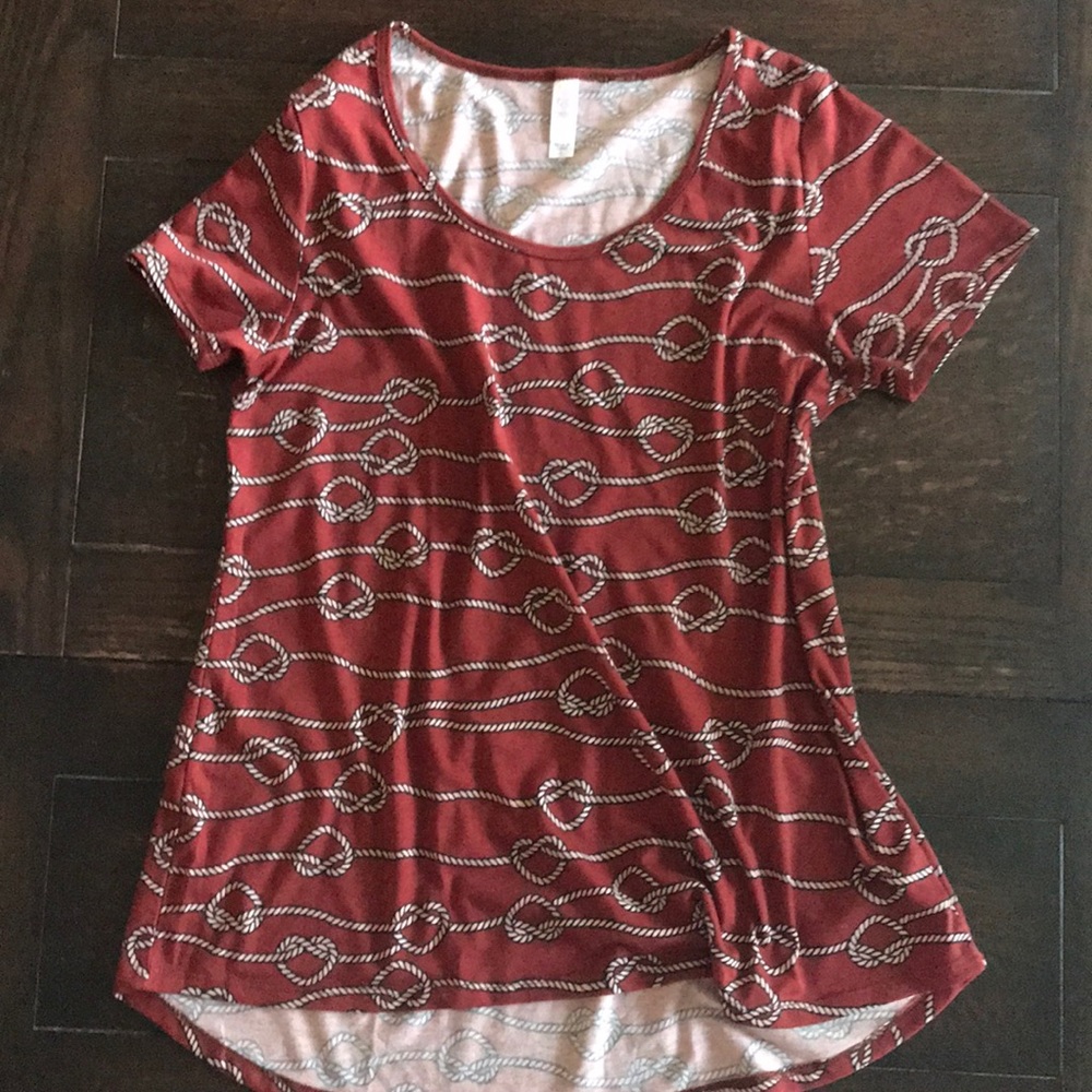 LuLaRoe classic Tee